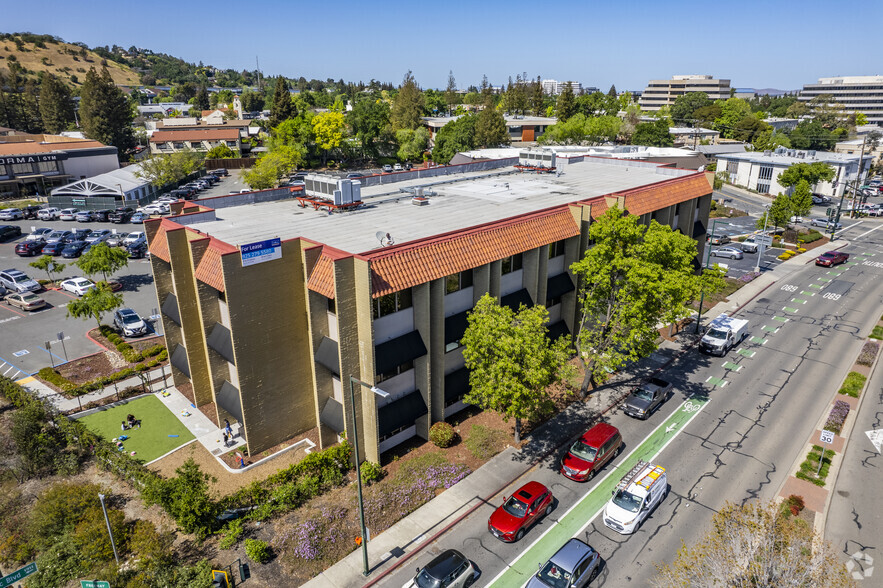 1910 Olympic Blvd, Walnut Creek, CA à louer - Aérien – Image 3 sur 4
