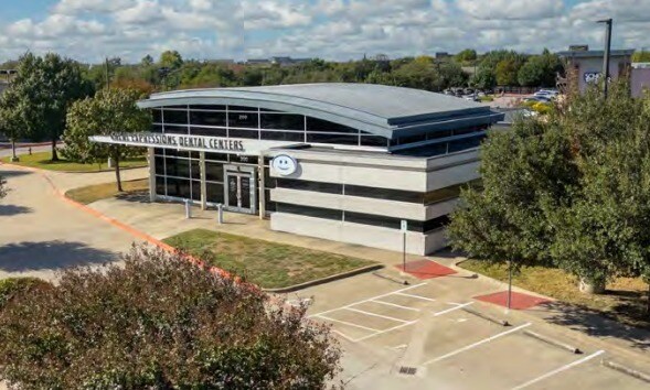 200 N Red Bud Ln, Round Rock, TX à louer - Photo de l’immeuble – Image 3 sur 8