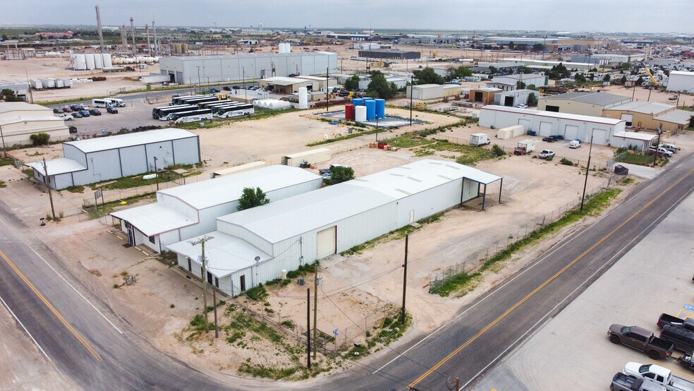 7007 County 1283 Rd, Odessa, TX à louer - Photo de l’immeuble – Image 3 sur 31