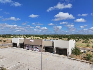 Plus de détails pour 90 Access dr, Cotulla, TX - Local commercial à louer