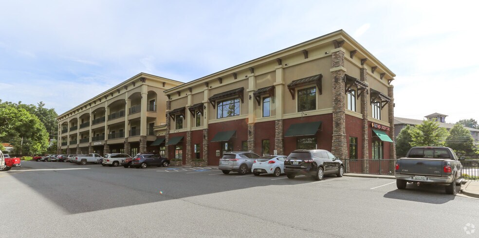 148-178 NC 105 Hwy Ext, Boone, NC à louer - Photo principale – Image 1 sur 3