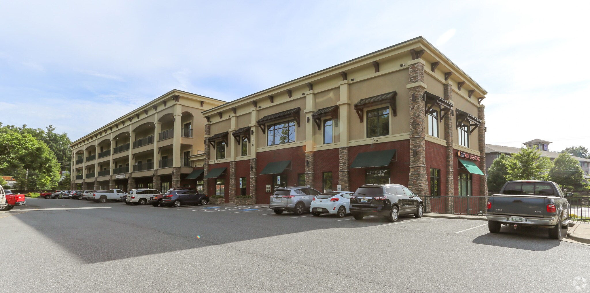 148-178 NC 105 Hwy Ext, Boone, NC à louer Photo principale– Image 1 sur 4