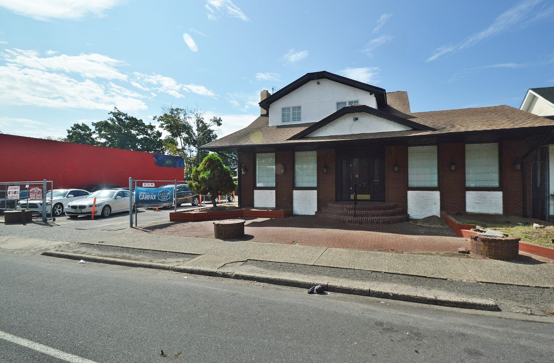 590 Sunrise Hwy, Baldwin, NY à louer Photo principale– Image 1 sur 24