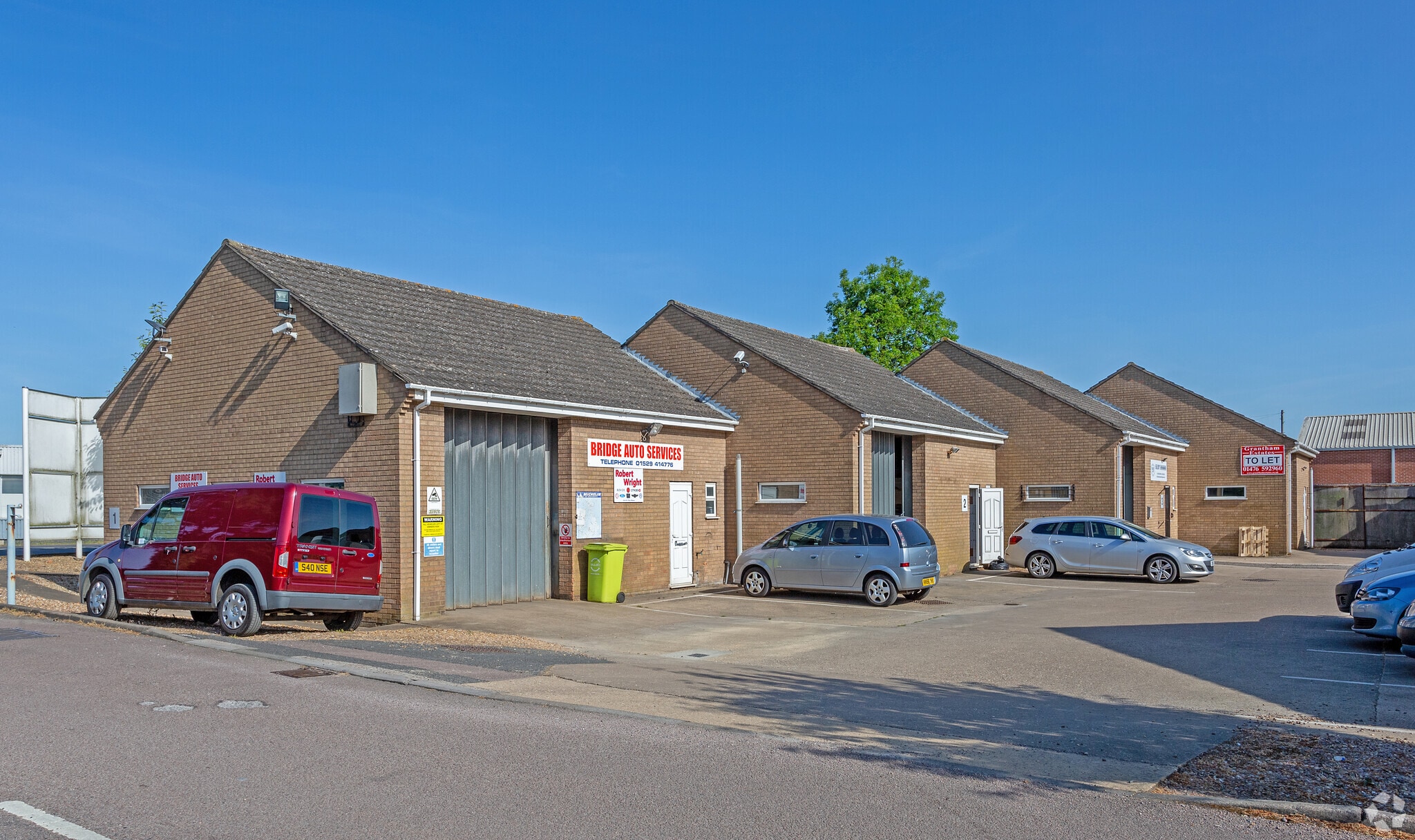East Rd, Sleaford à louer Photo principale– Image 1 sur 5