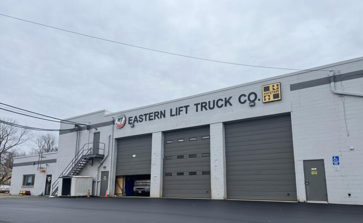 560 Stelton Rd, Piscataway, NJ à louer Photo de l’immeuble– Image 1 sur 4