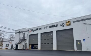 560 Stelton Rd, Piscataway, NJ à louer Photo de l’immeuble– Image 1 sur 4