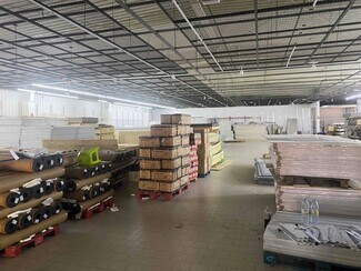 Plus de détails pour Industriel/Logistique à louer