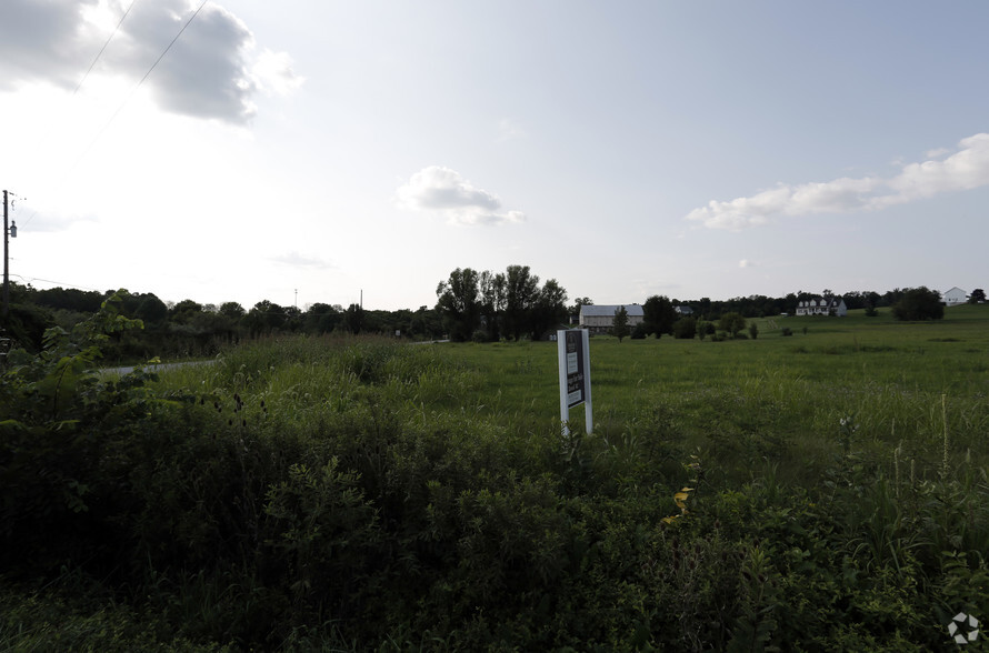 4900 Lincoln Hwy W, Thomasville, PA à louer - Photo de l’immeuble – Image 2 sur 2