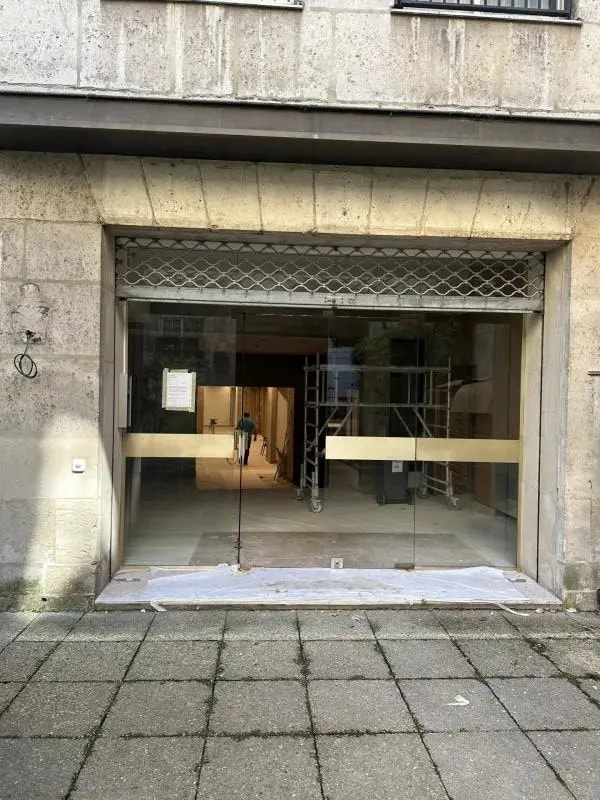 Plus de détails pour 8 Rue De Thorigny, Paris - Local commercial à louer