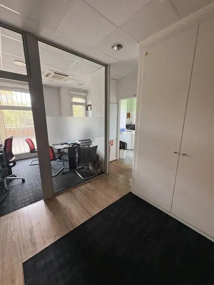 Local commercial dans Marseille à louer - Photo intérieure – Image 2 sur 8