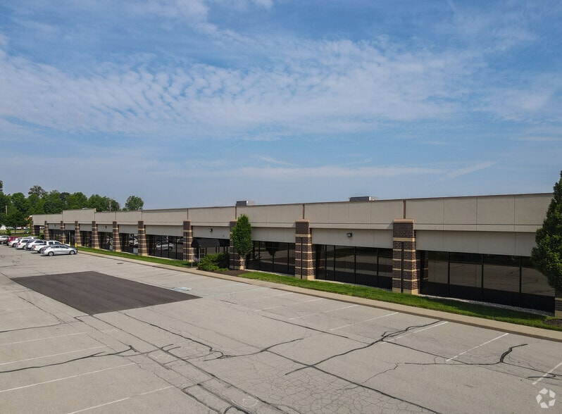 801 Congressional Blvd, Carmel, IN à louer - Photo principale – Image 1 sur 7