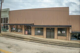 Plus de détails pour 307 E Goliad Ave, Crockett, TX - Local commercial à vendre