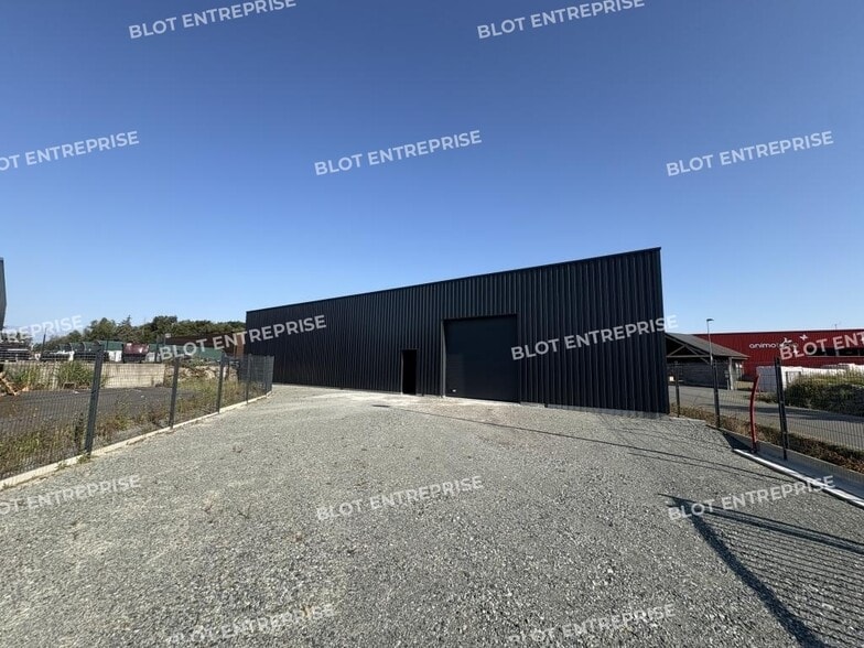 Industriel/Logistique dans Plouigneau à louer - Photo de l’immeuble – Image 3 sur 8