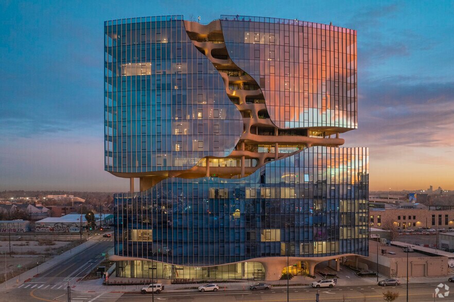 3930 Blake St, Denver, CO à louer - Photo de l’immeuble – Image 3 sur 31