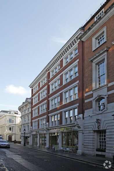 12-18 Tavistock St, Londres à louer - Photo de l’immeuble – Image 2 sur 9