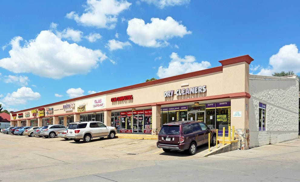 7710 Bellaire Blvd, Houston, TX à louer Photo principale– Image 1 sur 2