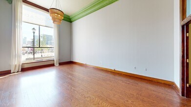 12-14 Hudson Pl, Hoboken, NJ à louer Photo intérieure– Image 1 sur 9