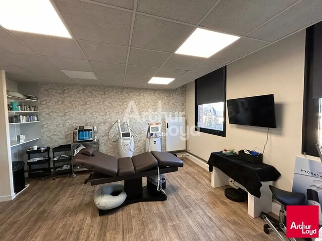 Plus de détails pour Bureau à louer