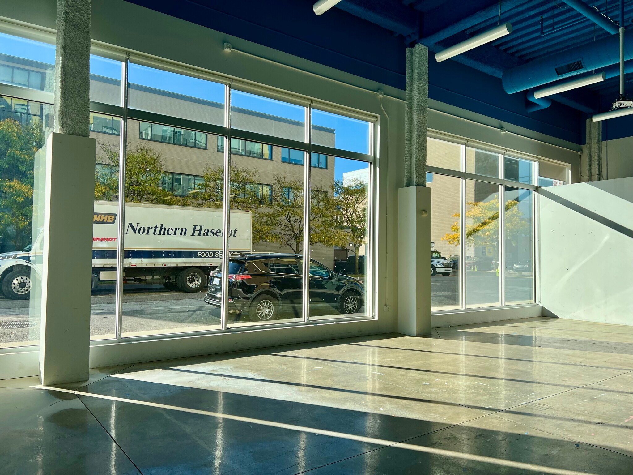 3901-3909 Woodward Ave, Detroit, MI à louer Photo de l’immeuble– Image 1 sur 9