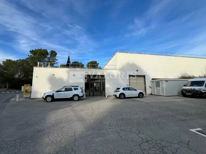 595 Rue Pierre Berthier, Aix-en-Provence à louer Photo de l’immeuble– Image 1 sur 26