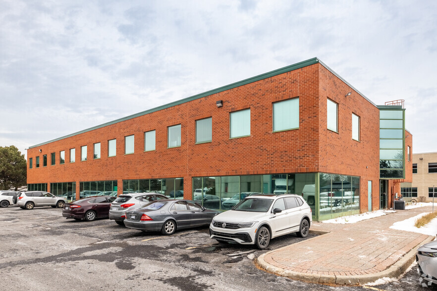 57 Auriga Dr, Ottawa, ON à louer - Photo de l’immeuble – Image 3 sur 4
