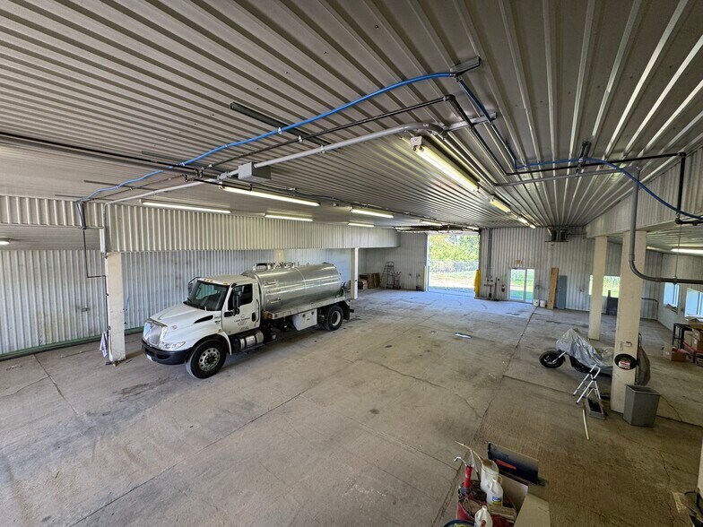 1893 W Spencer St, Appleton, WI à louer - Photo de l’immeuble – Image 2 sur 5