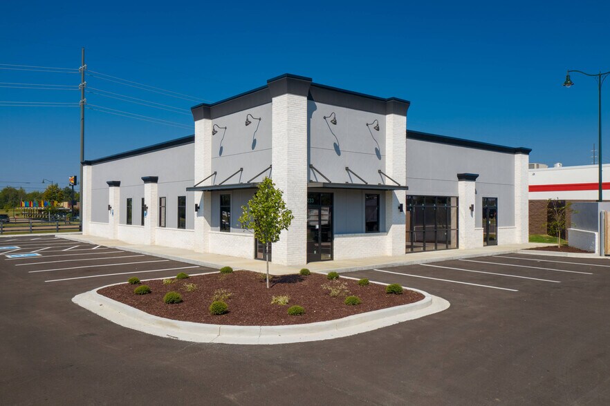 233 Parkstone Place, Jackson, TN à louer - Photo de l’immeuble – Image 2 sur 5
