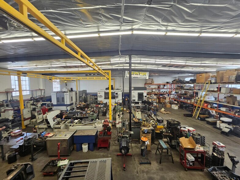 1320 S Santa Fe Ave, Compton, CA à vendre - Photo de l’immeuble – Image 2 sur 11