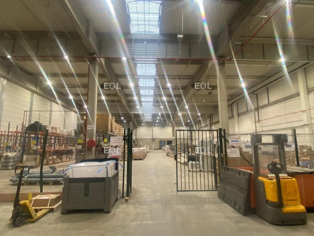 Industriel/Logistique dans Lognes à louer Photo de l’immeuble– Image 1 sur 15