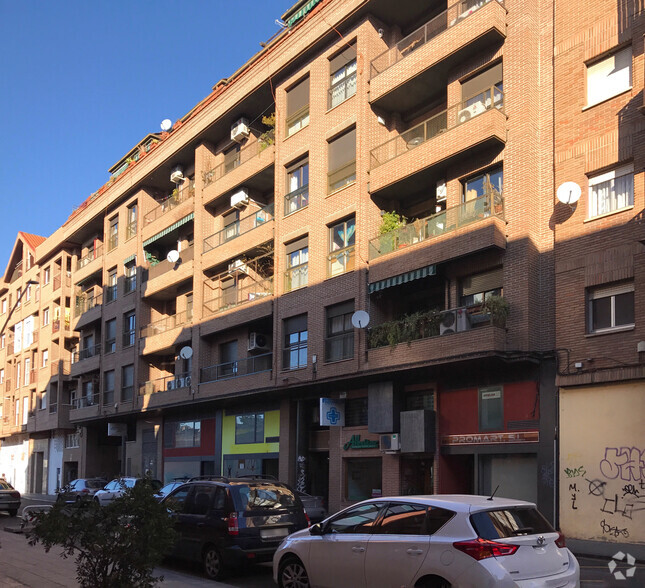 Calle Banderas de Castilla, 37, Talavera de la Reina, Toledo à louer - Photo de l’immeuble – Image 1 sur 4