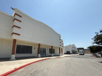 Plus de détails pour 2707-2735 S Towne Ave, Pomona, CA - Local commercial à louer