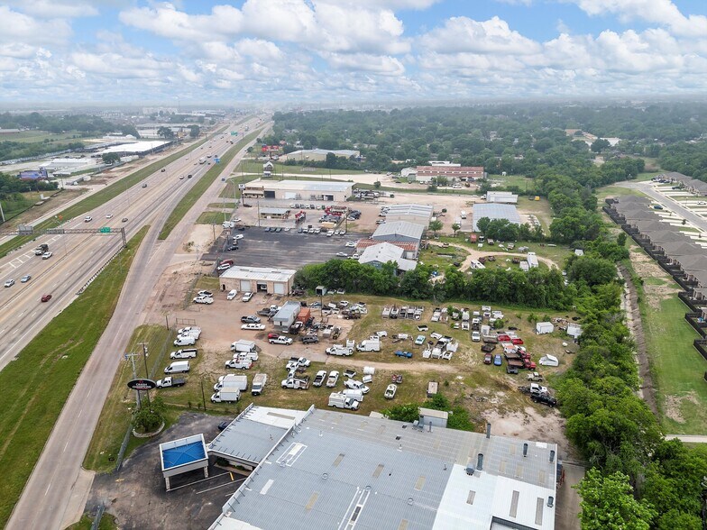 3317 I 35 N Frontage rd, Waco, TX à vendre - Photo de l’immeuble – Image 3 sur 7