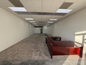 1615-1649 W Chapman Ave, Orange, CA à louer Photo intérieure– Image 2 sur 7