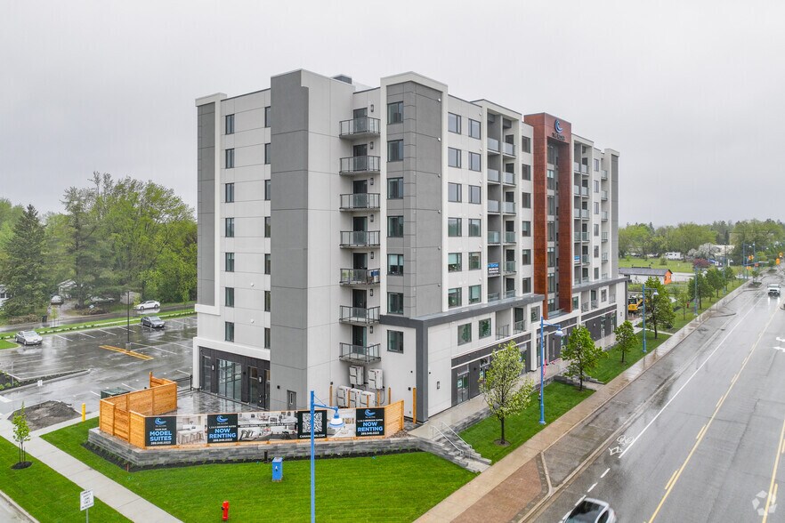 1015 Innisfil Beach Road, Innisfil, ON à louer - Photo de l’immeuble – Image 3 sur 31