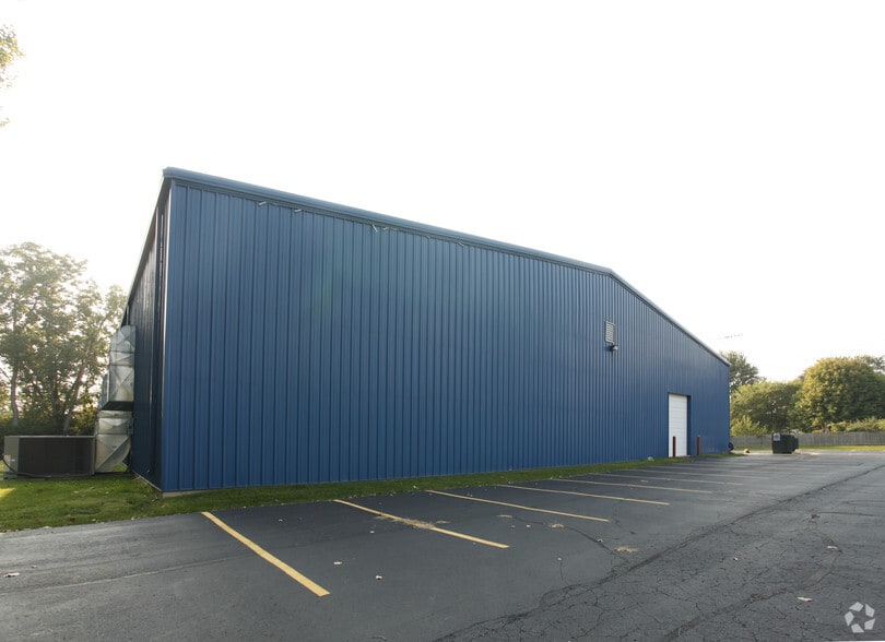 3055 Shirley Dr, Jackson, MI à louer - Photo de l’immeuble – Image 2 sur 19