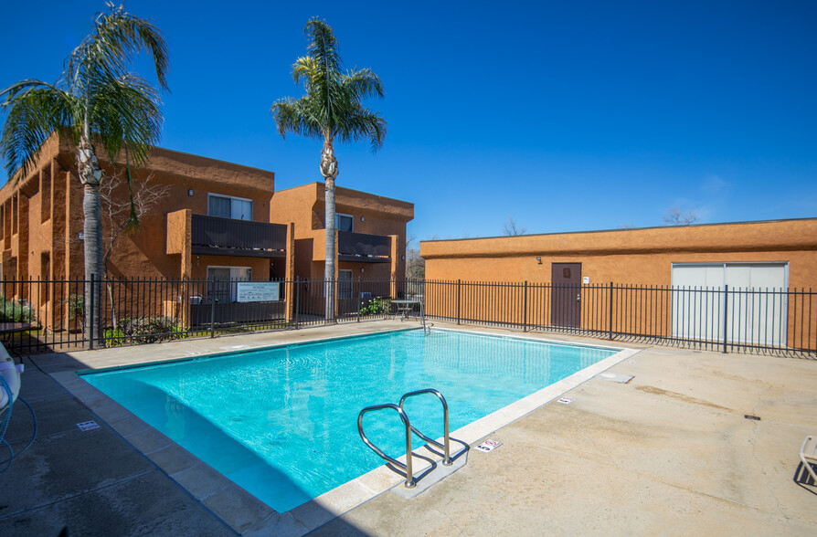 110 7th St, Ramona, CA à vendre - Photo de l’immeuble – Image 3 sur 25