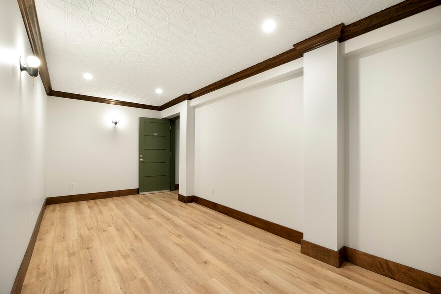 5249 Chicago Ave, Minneapolis, MN à louer - Photo intérieure – Image 2 sur 11