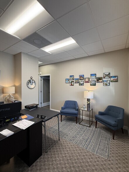 935 Main St, Safety Harbor, FL à louer - Photo de l’immeuble – Image 3 sur 12