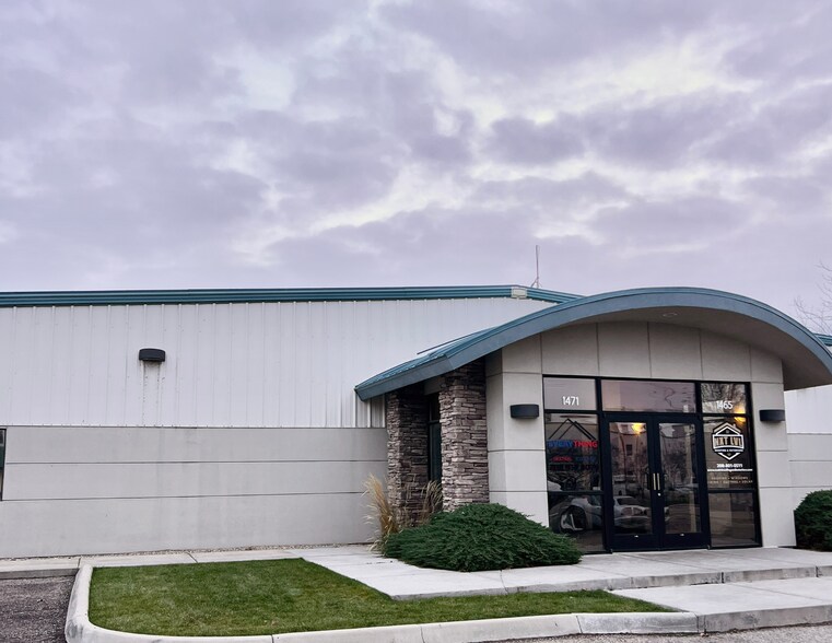 1471 E Commercial Dr, Meridian, ID à louer - Photo de l’immeuble – Image 1 sur 6