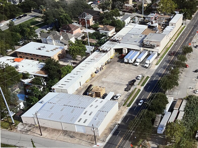 402 Yale St, Houston, TX à vendre - Photo de l’immeuble – Image 2 sur 2