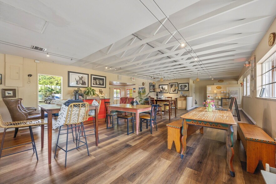 780 Seagate Ave, Naples, FL à louer - Photo intérieure – Image 3 sur 5