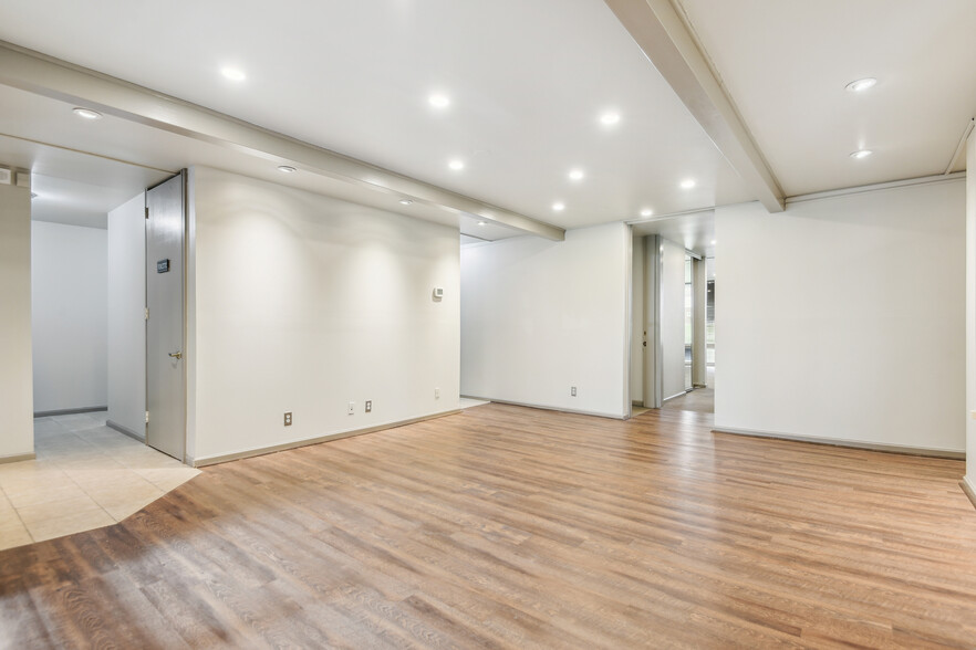 7225 S 85th East Ave, Tulsa, OK à louer - Photo de l’immeuble – Image 3 sur 13