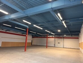 366 N Front St, Belleville, ON à louer Photo intérieure– Image 1 sur 2