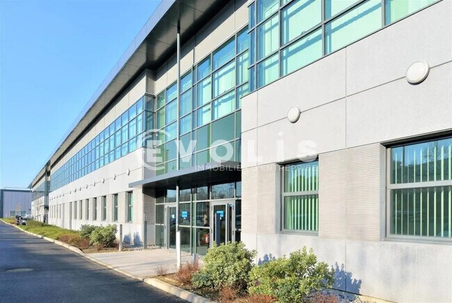 Plus de détails pour Bureau à louer