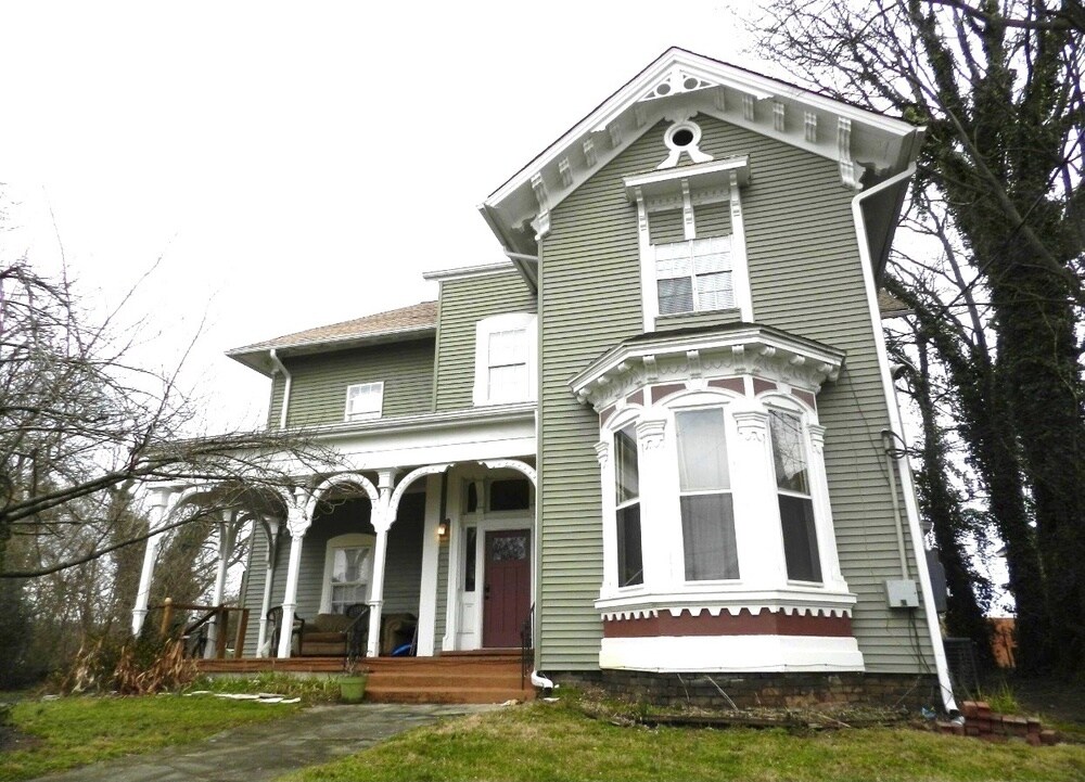 311 Silver Pl, Knoxville, TN à vendre Photo principale– Image 1 sur 24