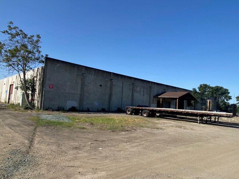 1838 Vicki Ln, Stockton, CA à louer - Photo de l’immeuble – Image 1 sur 8