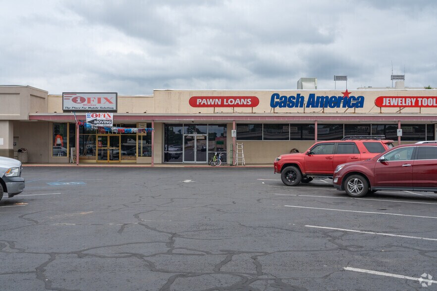 3725-3755 Jewella Ave, Shreveport, LA à louer - Photo de l’immeuble – Image 2 sur 7