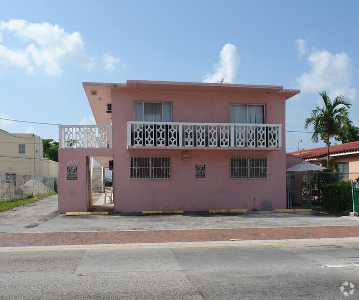 1628 SW 7th St, Miami, FL à vendre - Photo principale – Image 1 sur 4
