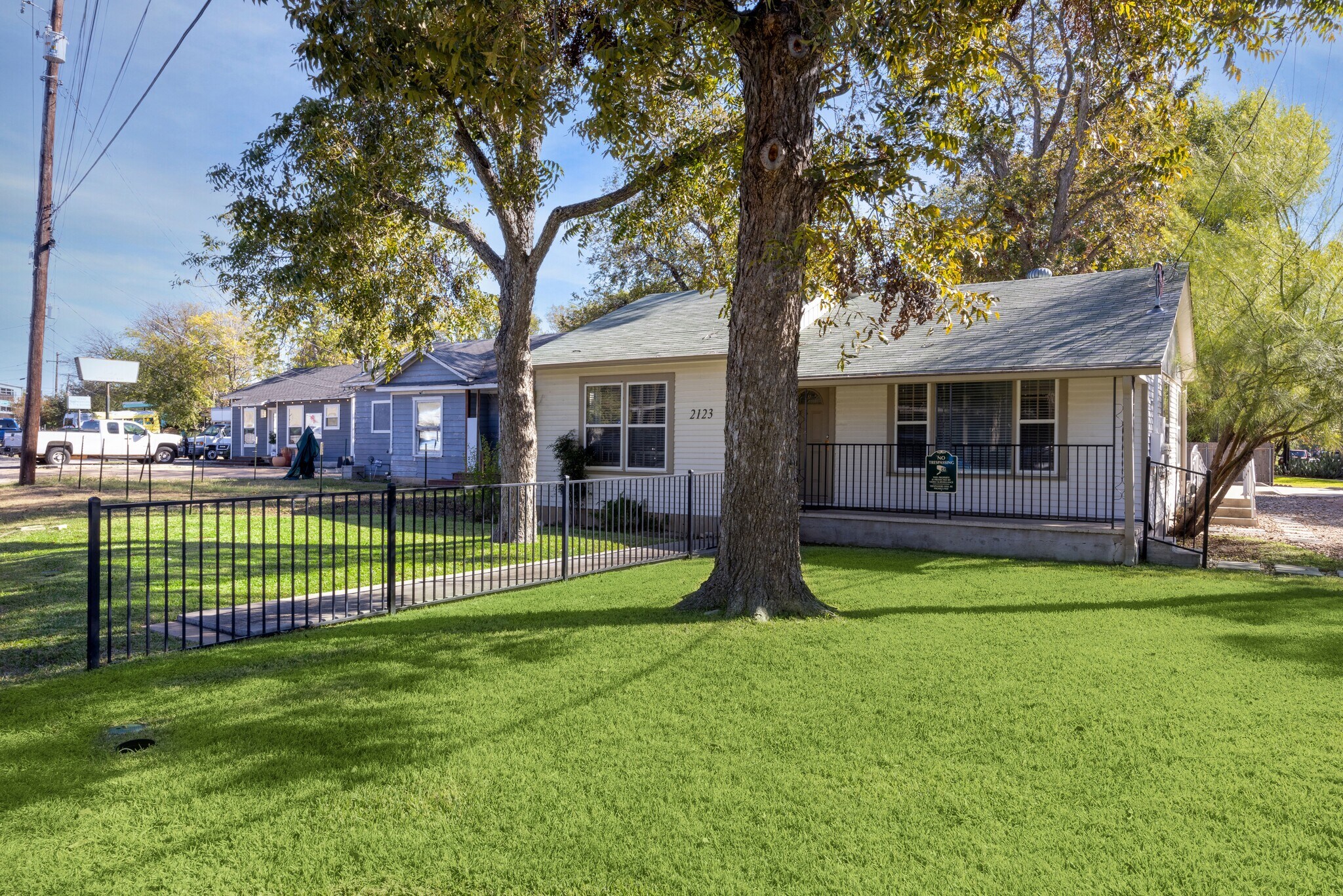 2123 Northland Dr, Austin, TX à vendre Photo principale– Image 1 sur 13