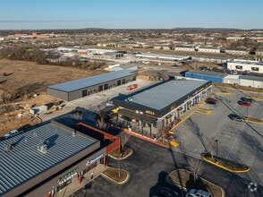 1012 E Henri De Tonti Blvd, Springdale, AR - Vue aérienne  vue de carte
